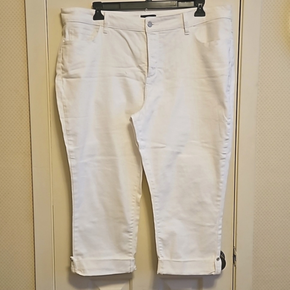 NYDJ White Denim Cuffed Capri Jeans - 18W